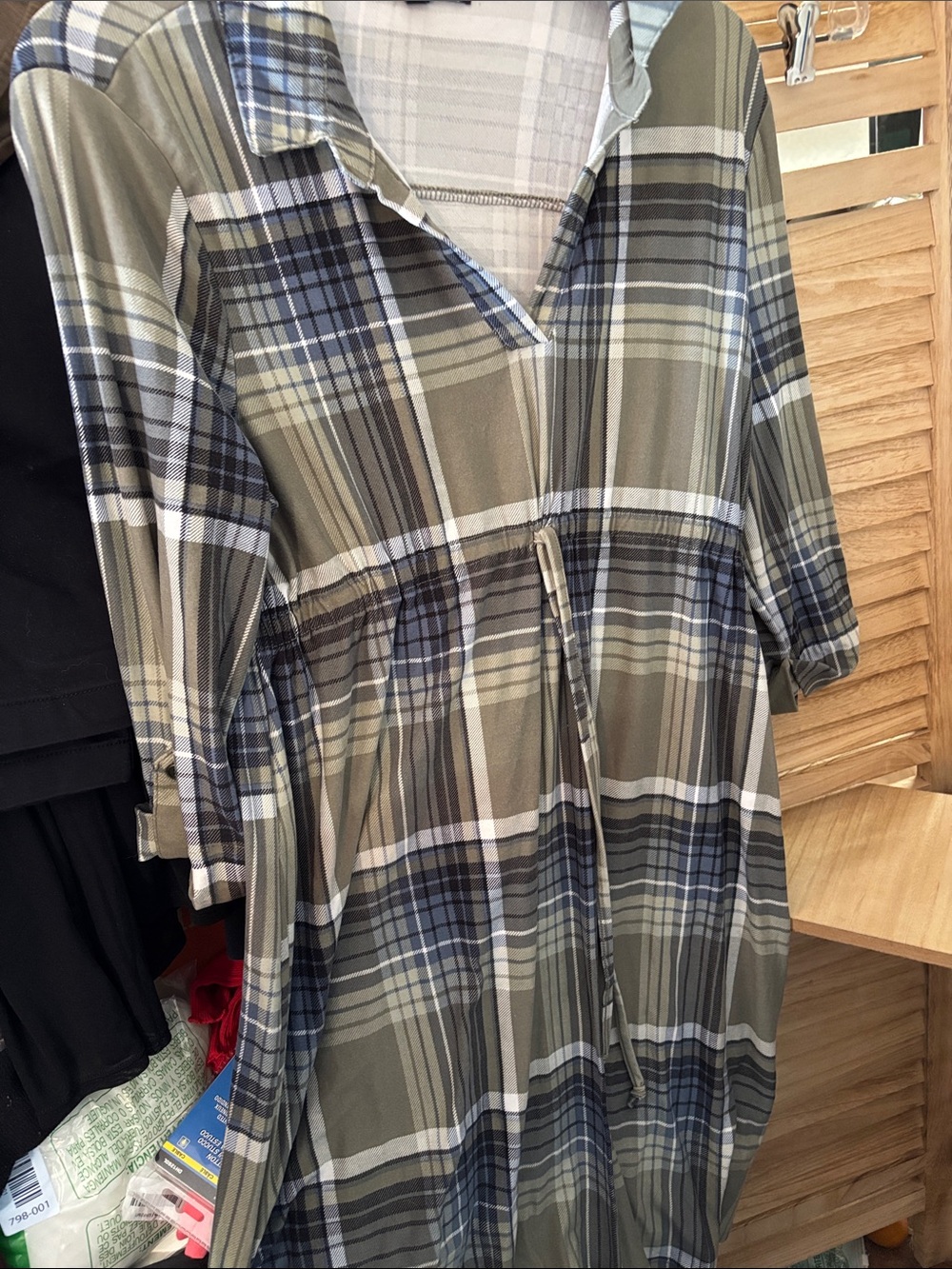 Derek Heart Olive and Blue Plaid V-Neck Maternity Dress Large
